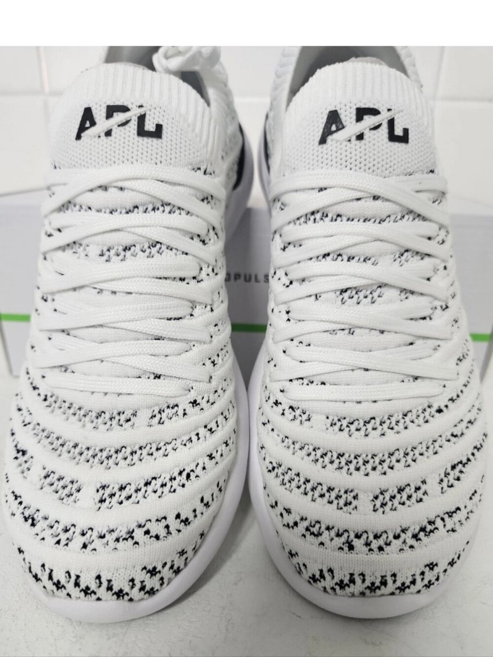 APL Techloom Wave White & Black Knit Sneakers Women's Size 5 New